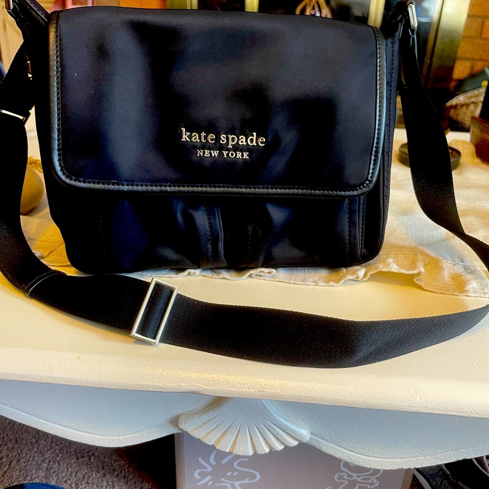 Kate Spade Messenger bag new